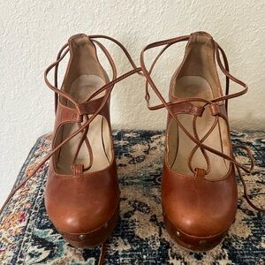 Elegant Tan Leather Platform clogs, wood heels. run little small, wore 3 times